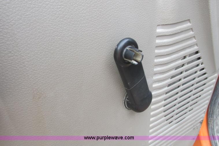 image for item G8353 2010 Ford F250 Super Duty XL SuperCab pickup truck