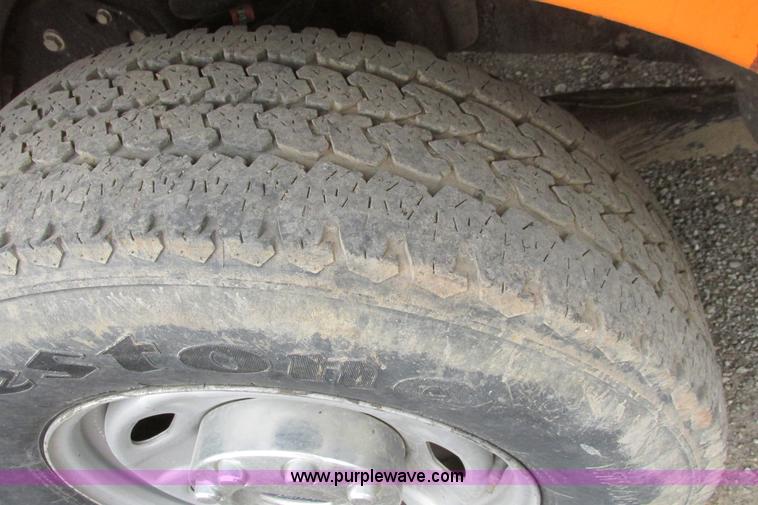 image for item G8353 2010 Ford F250 Super Duty XL SuperCab pickup truck