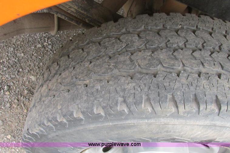 image for item G8353 2010 Ford F250 Super Duty XL SuperCab pickup truck