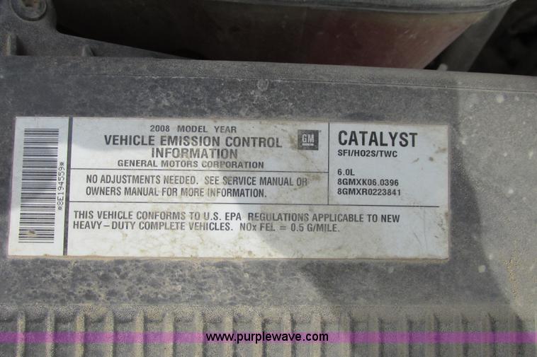 image for item G8354 2008 GMC Sierra 2500HD pickup truck