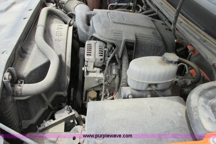 image for item G8354 2008 GMC Sierra 2500HD pickup truck