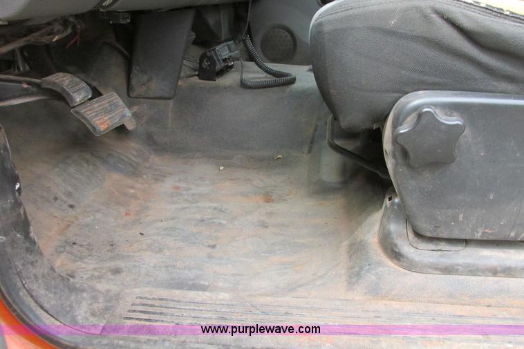 image for item G8355 2009 GMC Sierra 2500HD Ext. Cab pickup truck