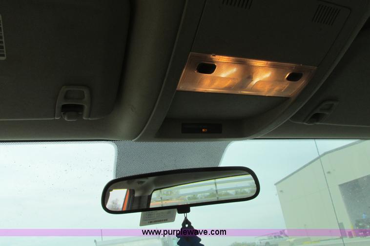 image for item G8355 2009 GMC Sierra 2500HD Ext. Cab pickup truck