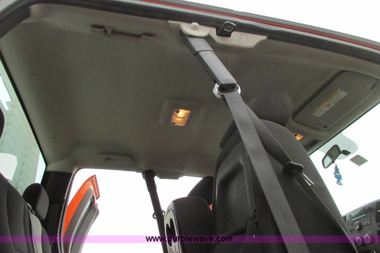 image for item G8355 2009 GMC Sierra 2500HD Ext. Cab pickup truck