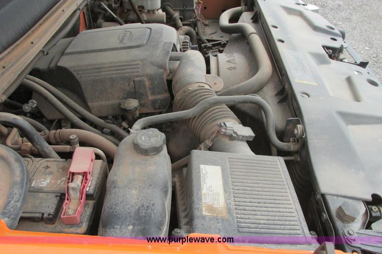 image for item G8355 2009 GMC Sierra 2500HD Ext. Cab pickup truck