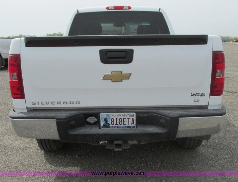 image for item G8356 2008 Chevrolet Silverado 1500 LT pickup truck