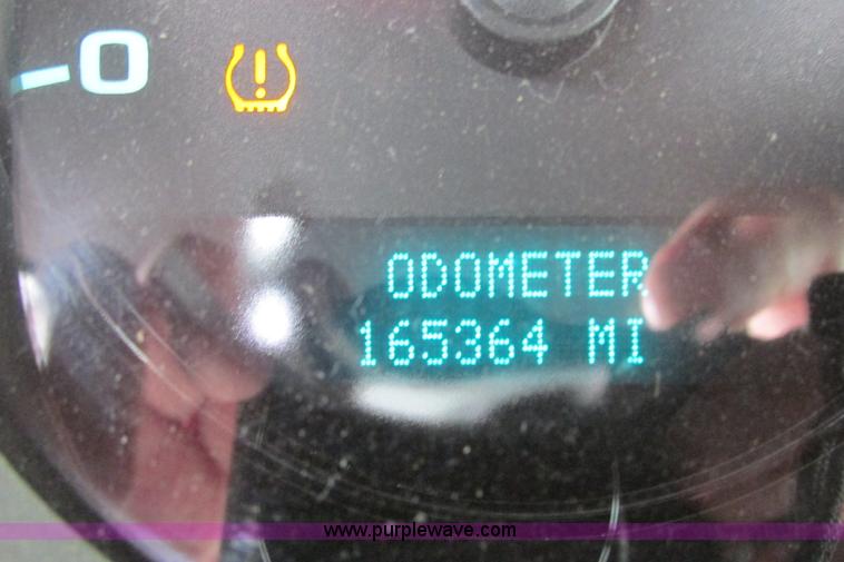 image for item G8356 2008 Chevrolet Silverado 1500 LT pickup truck