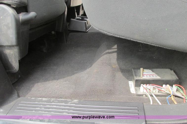 image for item G8356 2008 Chevrolet Silverado 1500 LT pickup truck