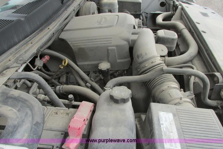 image for item G8356 2008 Chevrolet Silverado 1500 LT pickup truck