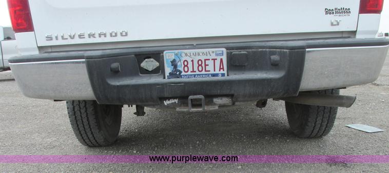 image for item G8356 2008 Chevrolet Silverado 1500 LT pickup truck