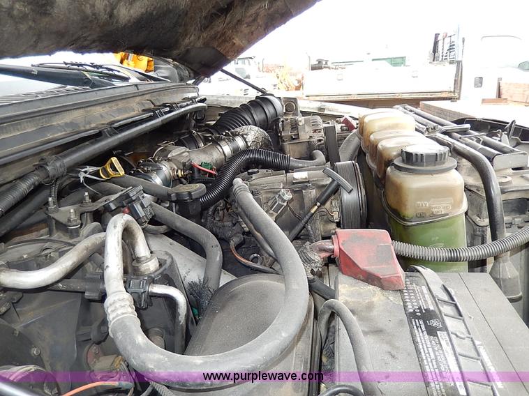 image for item H1398 2000 Ford F450 Super Duty XL flatbed truck