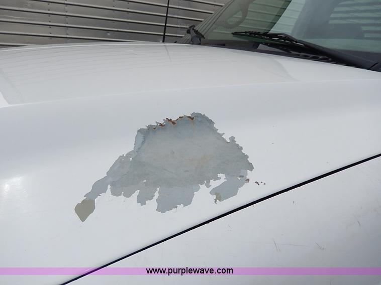 image for item H1398 2000 Ford F450 Super Duty XL flatbed truck