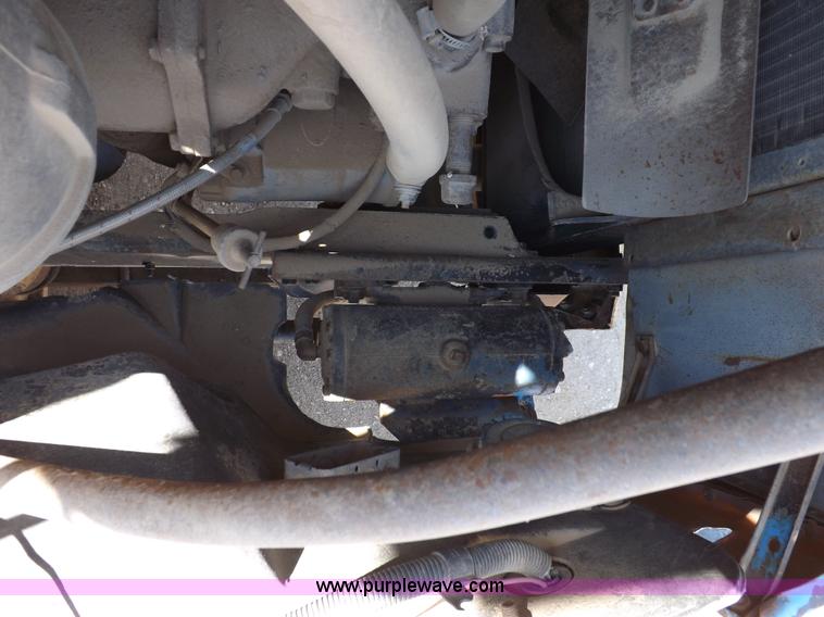 image for item H1944 1974 International Paystar 5000 semi truck