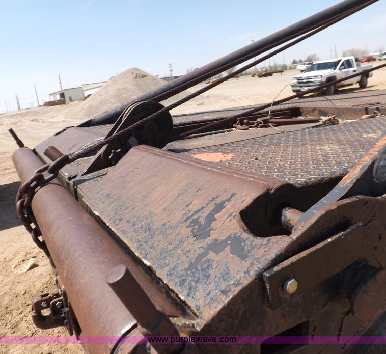 image for item H1944 1974 International Paystar 5000 semi truck