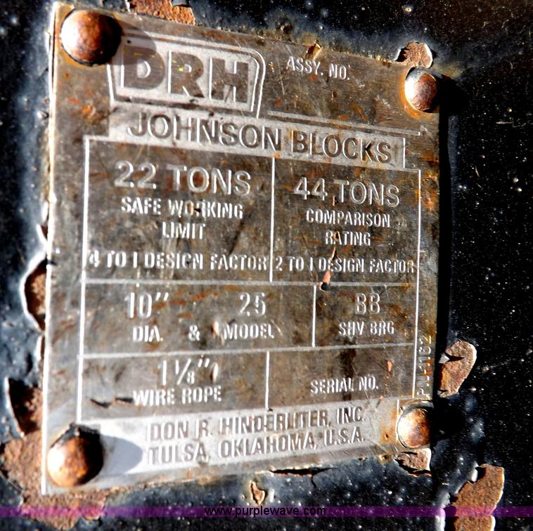 image for item H1944 1974 International Paystar 5000 semi truck