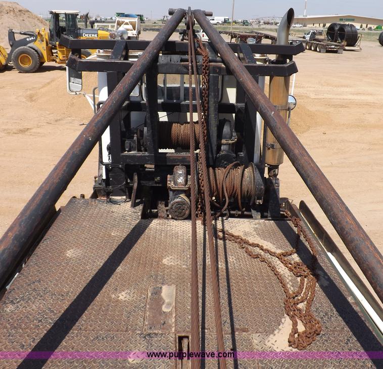 image for item H1944 1974 International Paystar 5000 semi truck