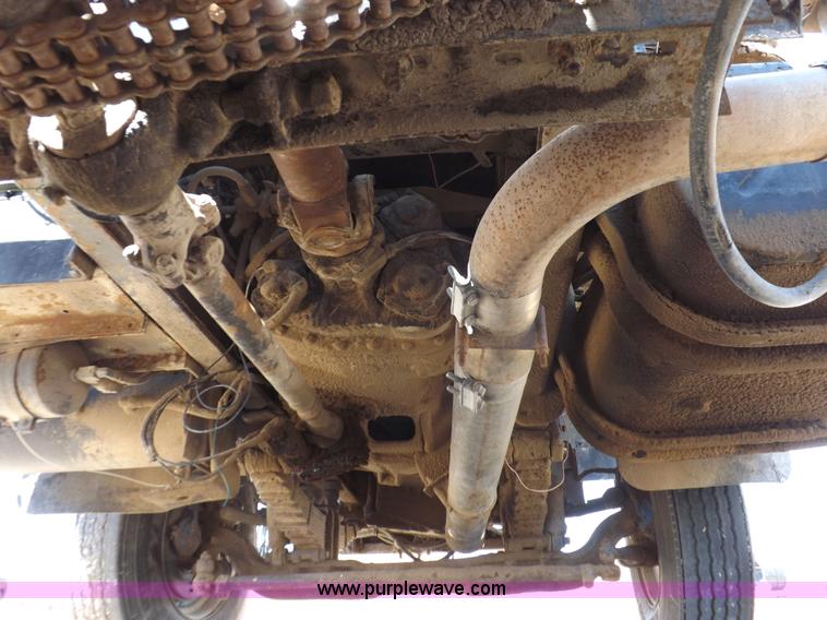 image for item H1944 1974 International Paystar 5000 semi truck