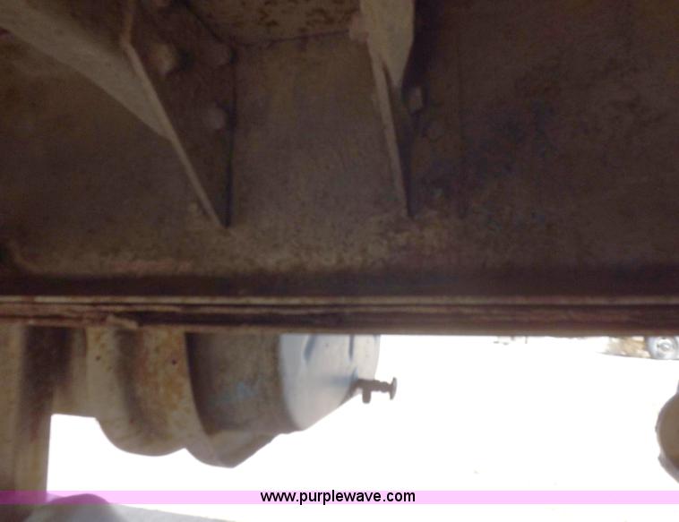 image for item H1944 1974 International Paystar 5000 semi truck