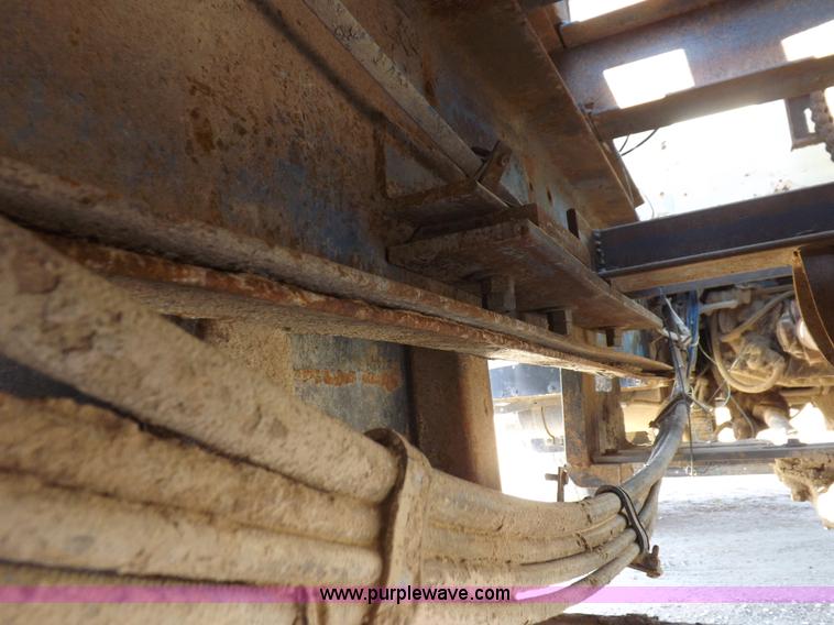 image for item H1944 1974 International Paystar 5000 semi truck