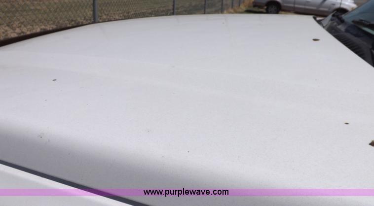 image for item H1946 2003 Chevrolet Silverado 1500HD LS Crew Cab pickup truck