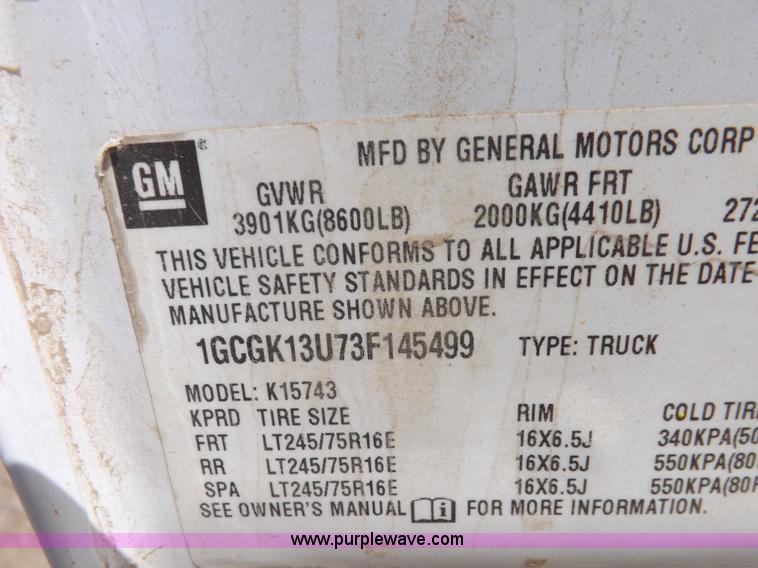 image for item H1946 2003 Chevrolet Silverado 1500HD LS Crew Cab pickup truck