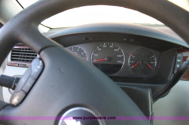 image for item H2118 2007 Chevrolet Impala LT