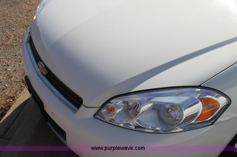 image for item H2118 2007 Chevrolet Impala LT