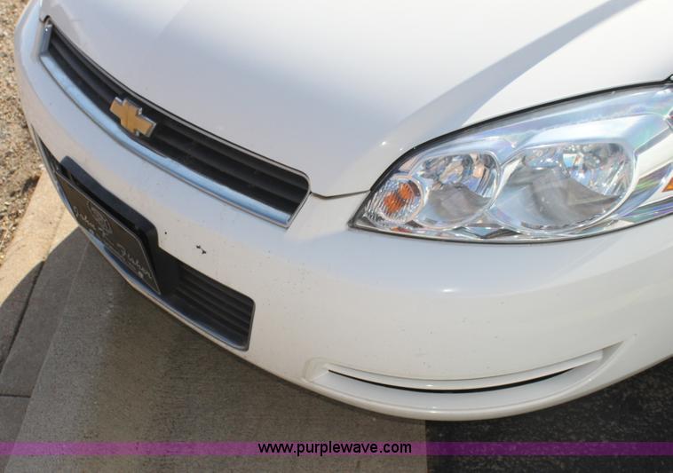 image for item H2118 2007 Chevrolet Impala LT