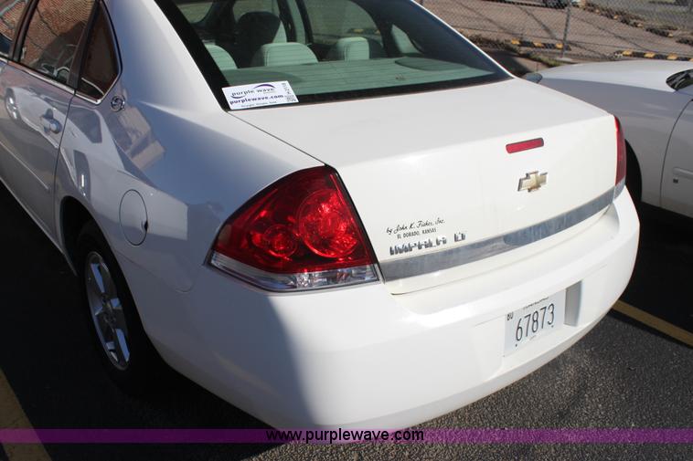 image for item H2118 2007 Chevrolet Impala LT