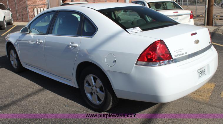 image for item H2119 2010 Chevrolet Impala LT