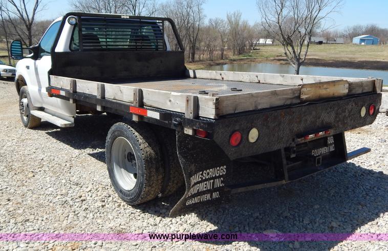 image for item H3457 1999 Ford F450 Super Duty flatbed truck