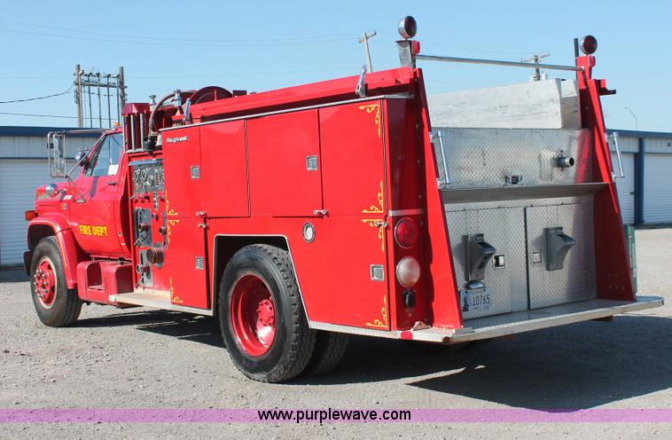image for item H5718 1984 GMC TopKick 7000 fire truck