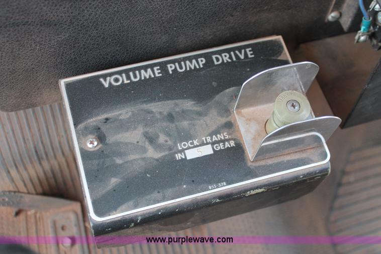 image for item H5718 1984 GMC TopKick 7000 fire truck