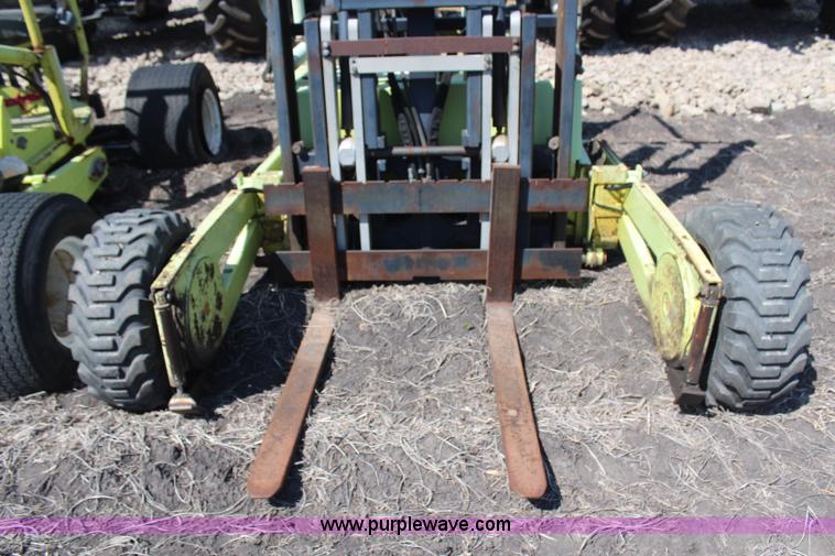 image for item H6051 Donkey D12 forklift