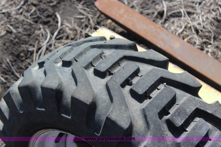 image for item H6051 Donkey D12 forklift