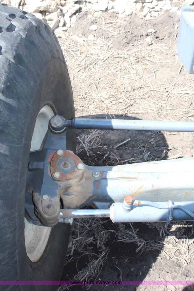 image for item H6058 1998 New Holland TL80 MFWD tractor