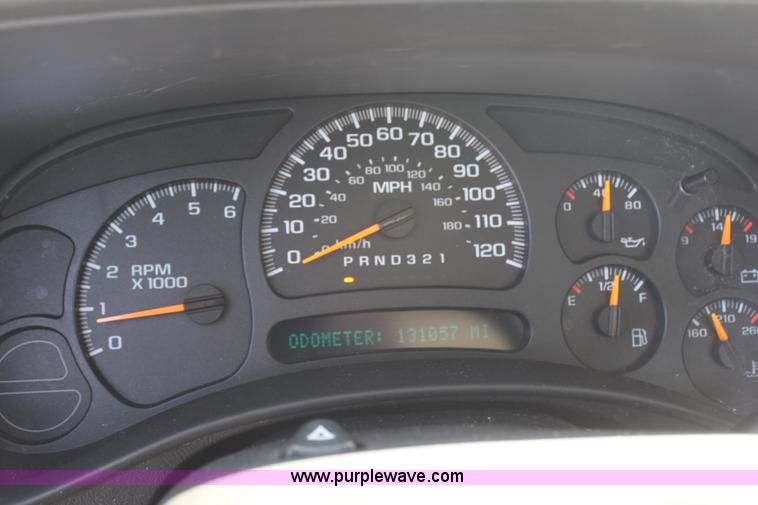 image for item H6071 2006 Chevrolet Silverado 1500 Ext. Cab pickup truck