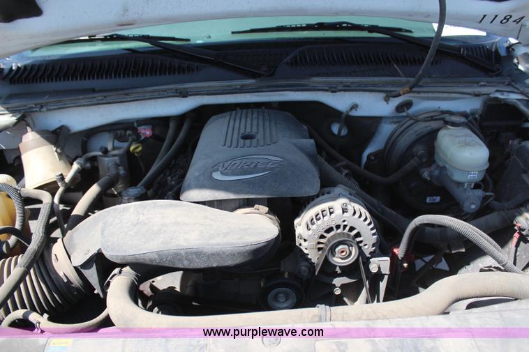 image for item H6071 2006 Chevrolet Silverado 1500 Ext. Cab pickup truck