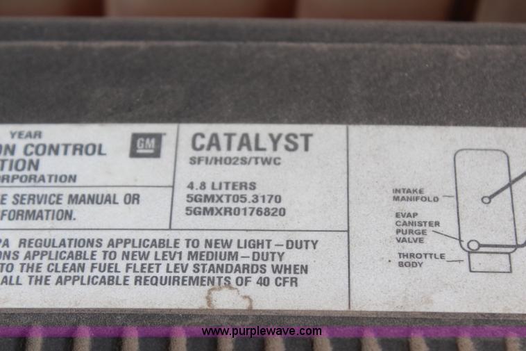 image for item H6072 2005 Chevrolet Silverado 1500 Ext. Cab pickup truck