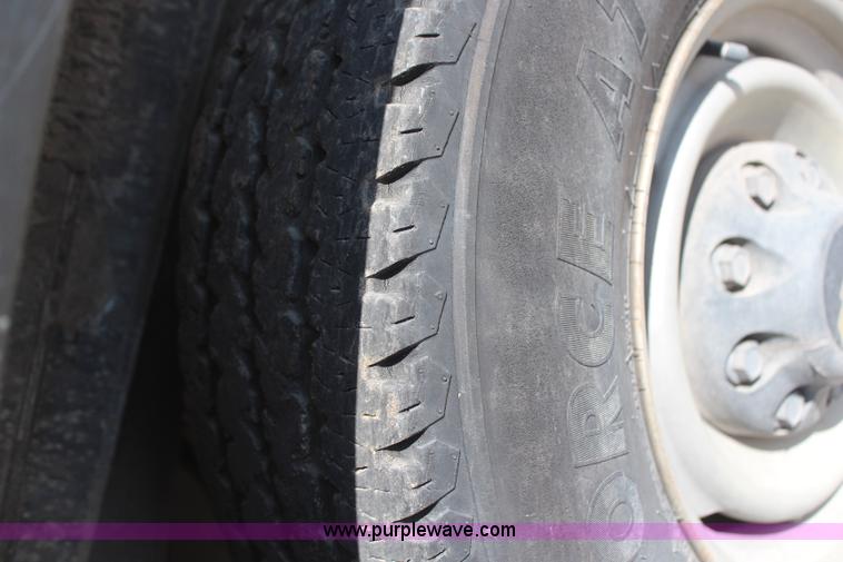 image for item H6073 1993 Chevrolet Suburban K2500 SUV