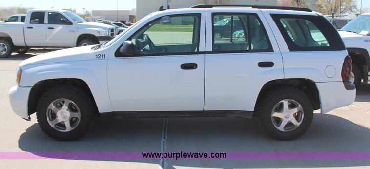 image for item H6074 2006 Chevrolet Trailblazer LS SUV