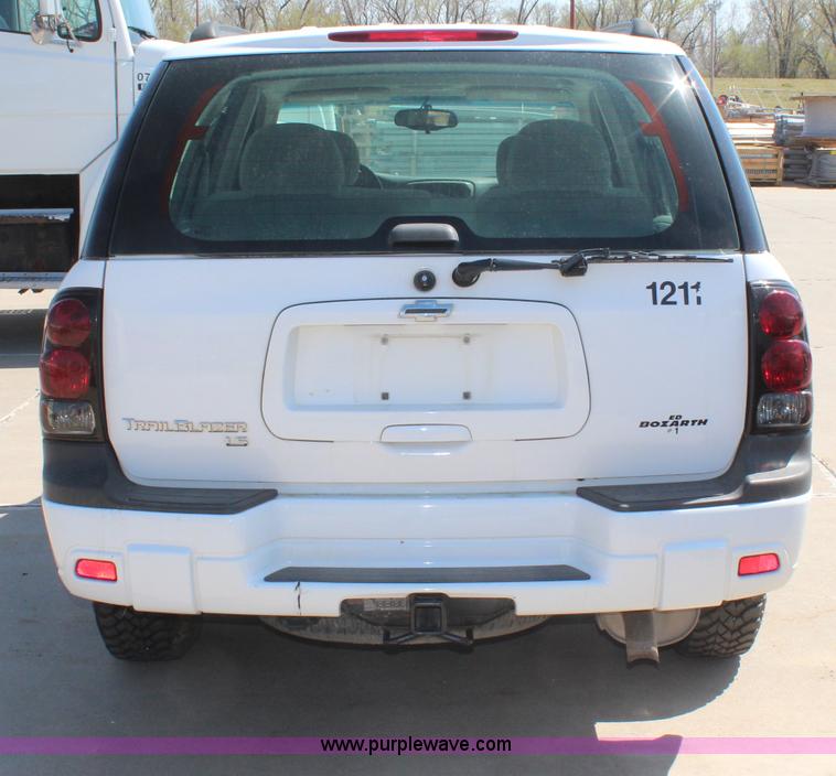 image for item H6074 2006 Chevrolet Trailblazer LS SUV