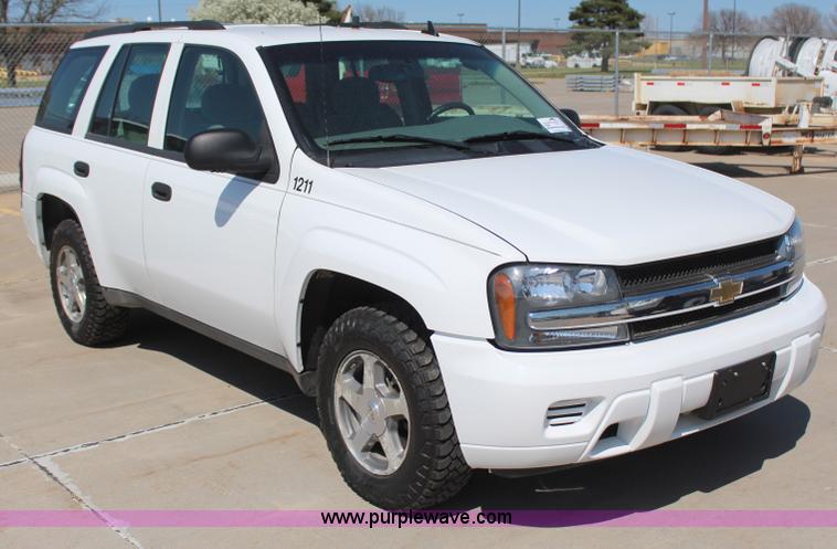image for item H6074 2006 Chevrolet Trailblazer LS SUV