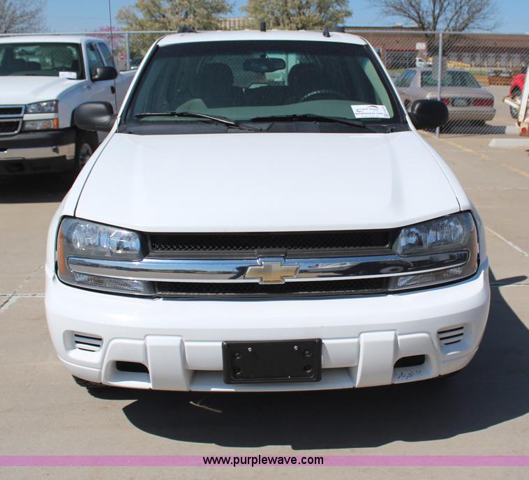 image for item H6074 2006 Chevrolet Trailblazer LS SUV