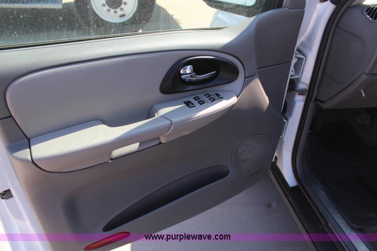 image for item H6074 2006 Chevrolet Trailblazer LS SUV