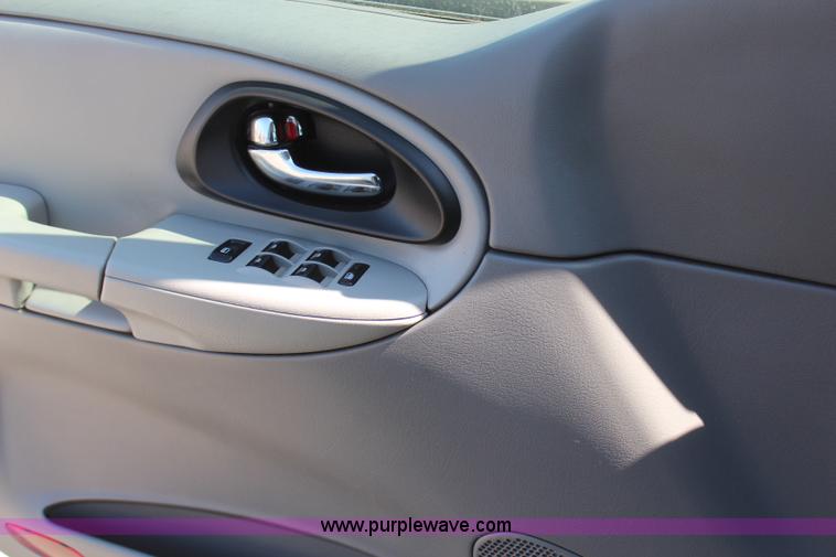 image for item H6074 2006 Chevrolet Trailblazer LS SUV