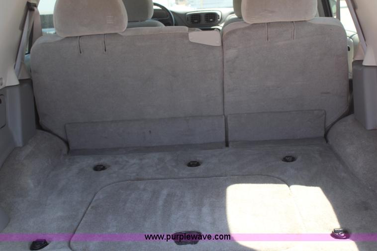 image for item H6074 2006 Chevrolet Trailblazer LS SUV