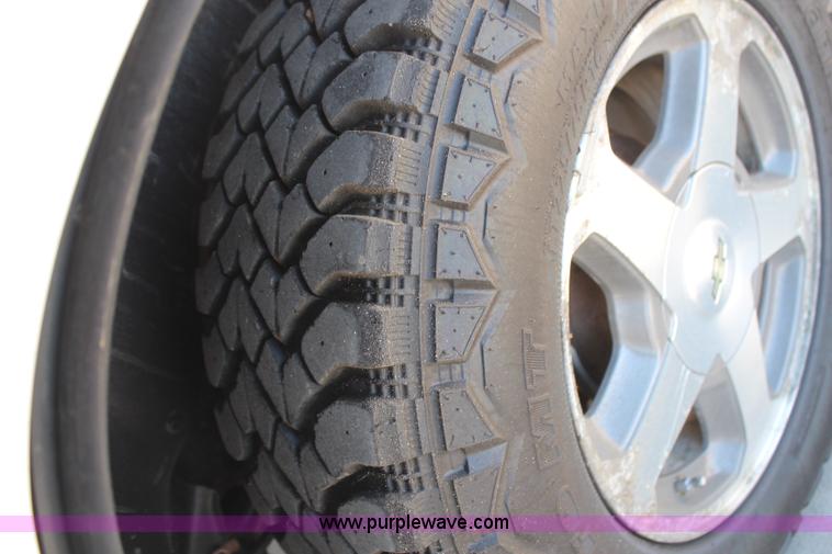 image for item H6074 2006 Chevrolet Trailblazer LS SUV