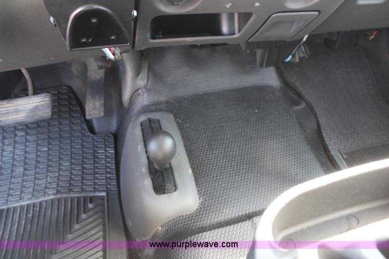 image for item H6075 2006 Chevrolet Silverado 2500HD Ext. Cab pickup truck