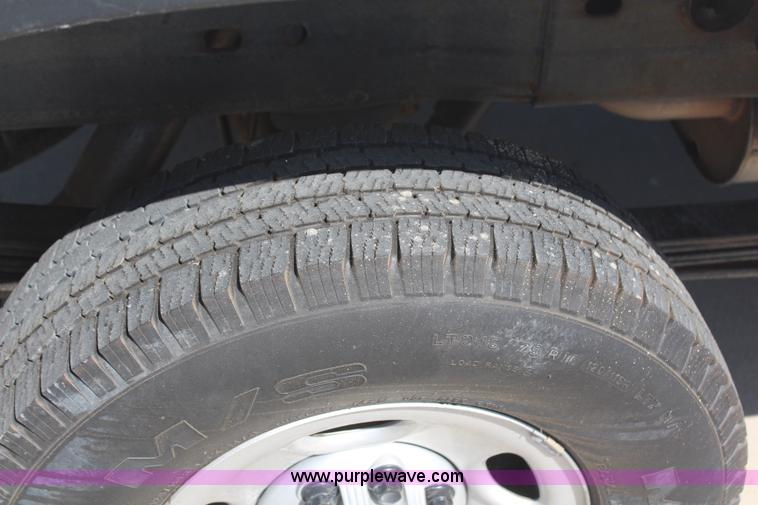 image for item H6075 2006 Chevrolet Silverado 2500HD Ext. Cab pickup truck